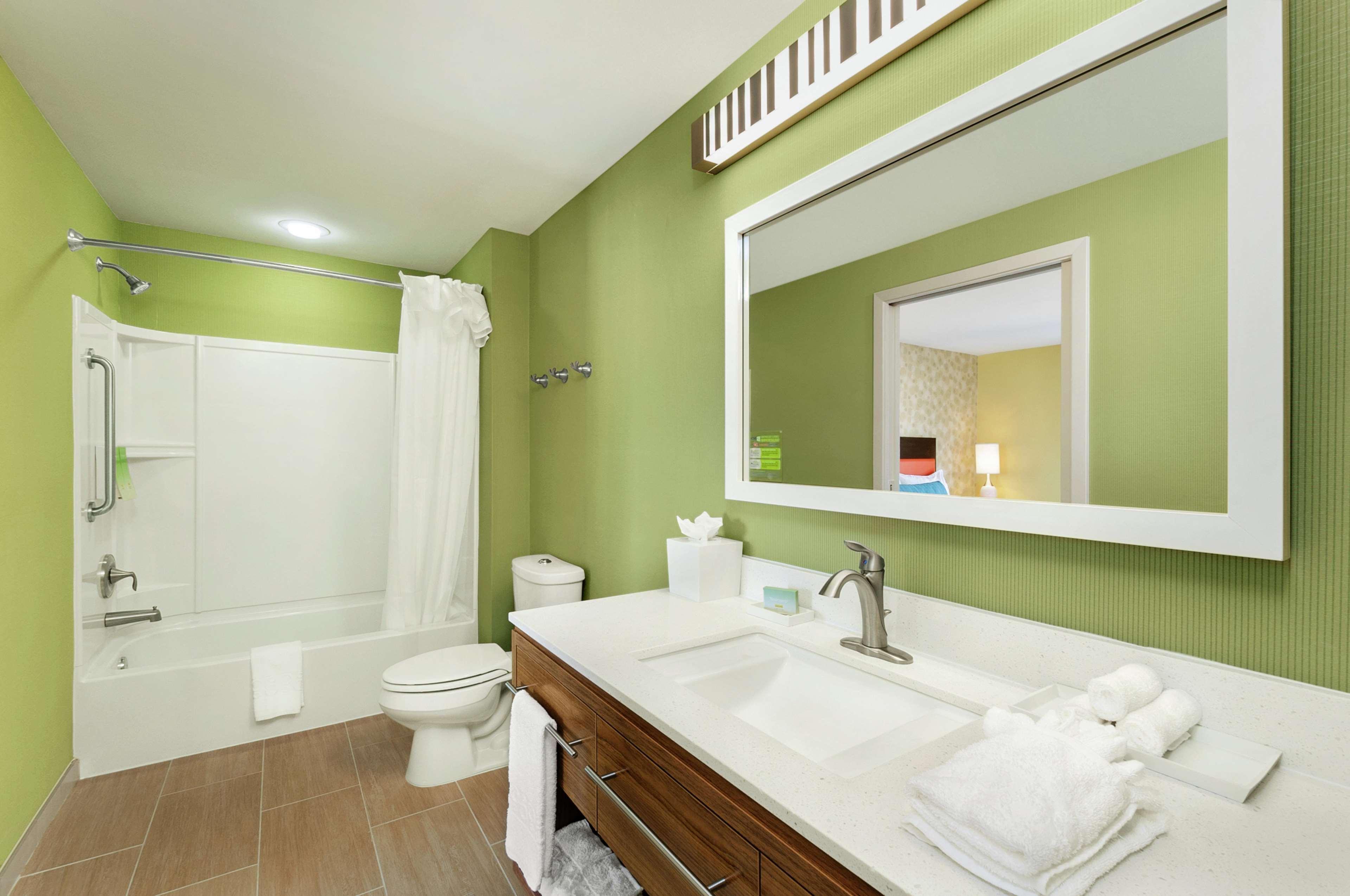 Home2 Suites By Hilton Biloxi/North/D'Iberville Exterior photo